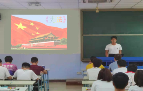 海南：三亚学院信息与智能工程学院开展宪法学习宣传周系列活动